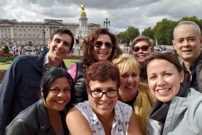 London in One Day: Small Group Walking Tour - See 30+ Sights - Trafalgar Square to Nelson’s Column: classic London in the first minutes