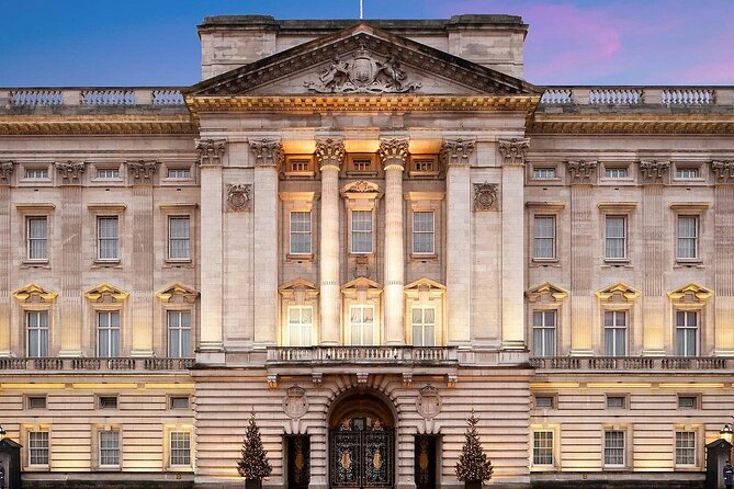London In One Day Tour with Thames River Cruise - Trafalgar Square and the City of London Panoramic Loop