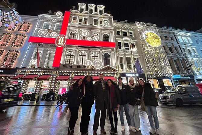 London Magical Christmas Walking Tour with Guide - Churchill and Roosevelt Allies Sculpture, Then Piccadilly Circus to Finish