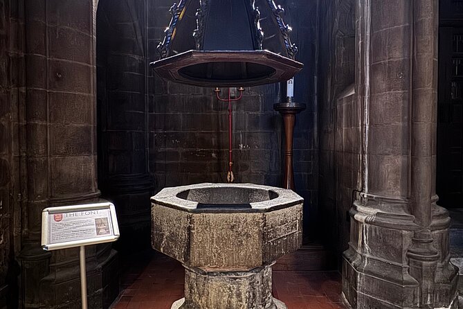 London: Medieval Tales and Martyrs Walking Tour - The Charterhouse: From Former Monastery to City Milestones