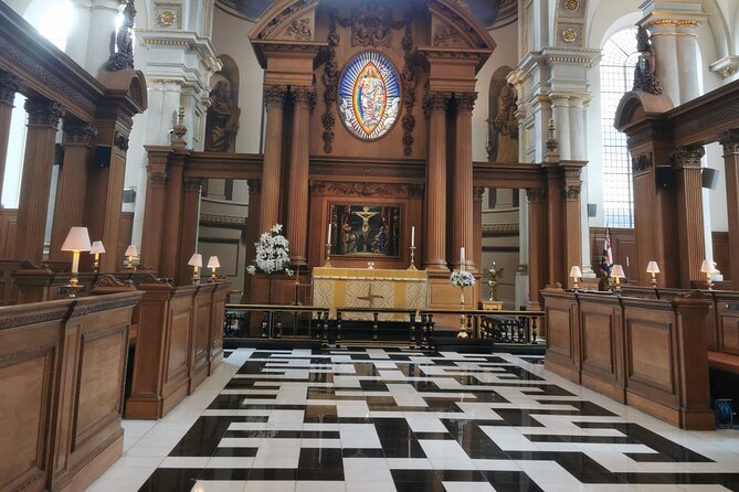 London Mystical and Dragons Walking Tour - St. Mary Le Bow and the Bow Bells symbolism