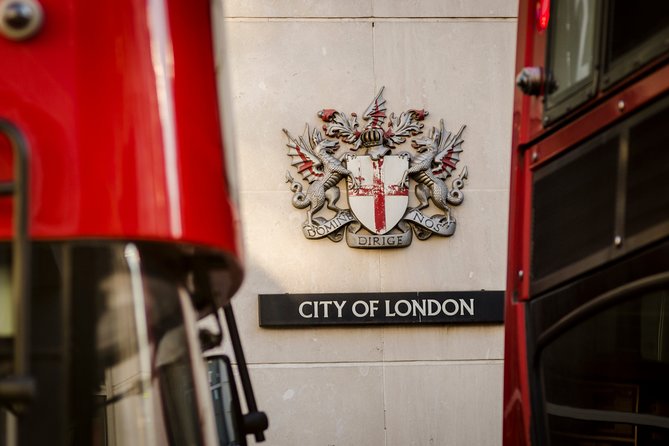 London Photography Masterclass - Private Photography Lesson - Night Techniques You’ll Actually Use: Long Exposure, Light Trails, Light Painting, High ISO