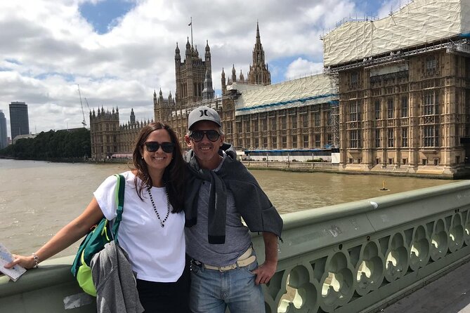 London Private Walking Tour: Notting Hill, Highlights & Markets - Trafalgar Square and Whitehall: iconic views and ceremonial ground