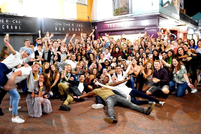 London Pub Crawl - The Photographer Factor: Photos Without the Awkward Bits
