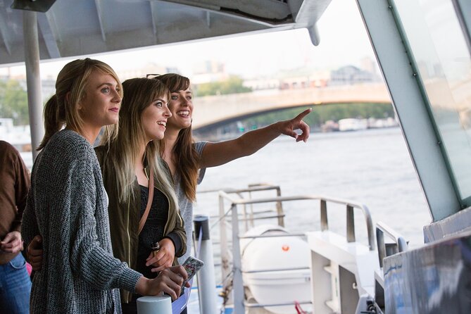 London Roundtrip Thames Cruise Uber Boat by Thames Clippers - The free River Guide: Use it before and during