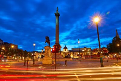London Scavenger Hunt and Highlights Self-Guided Tour