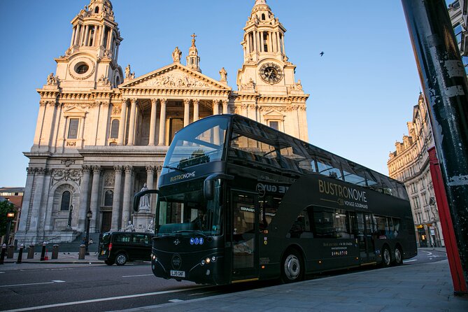 London Scenic Lunch Tour: A Gastronomic Adventure - The dining setup: comfortable bistro energy, real views