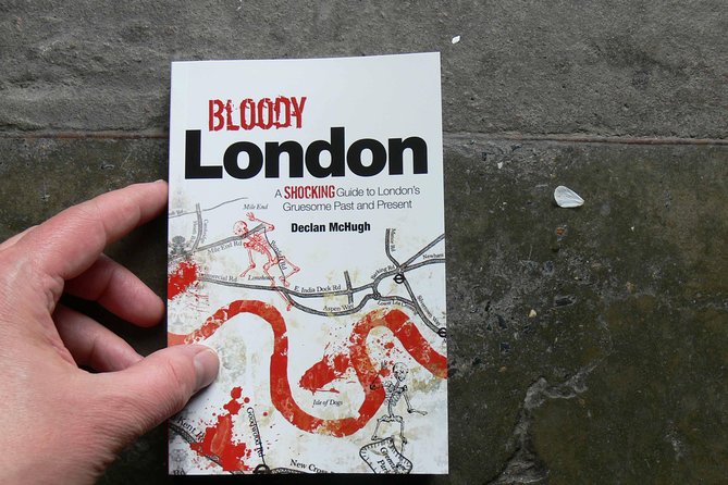 London Serial Killers - The Blood and Tears Walk - St. Dunstan in the West: the alley psychic experiment