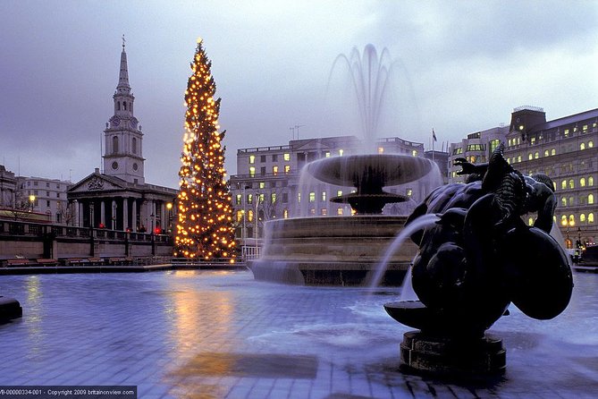 London Sights and Sounds on Christmas Day Afternoon Guided Tour - St Paul’s Cathedral Finale: Christopher Wren’s Dome and a 1,400-Year Line