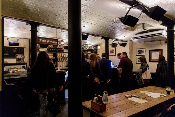 London Small Group Tour of Historical Pubs - Ending near Covent Garden with a next-pub plan