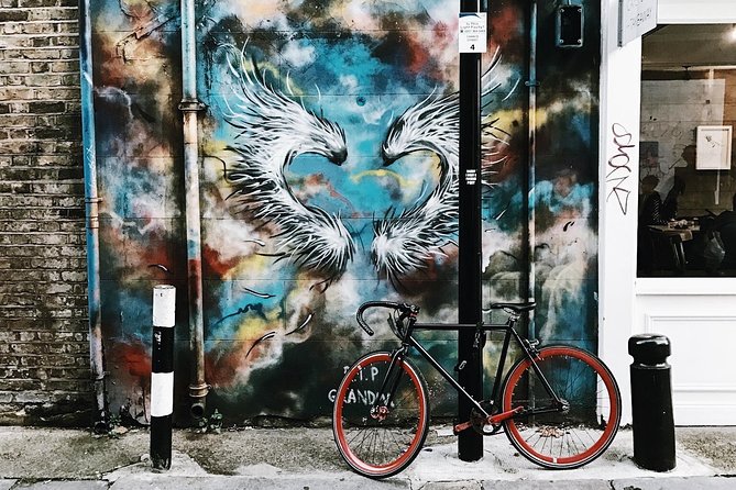 London Street Art Tour of the East End Semi-Private 12ppl Max - Practical tips that make your tour smoother