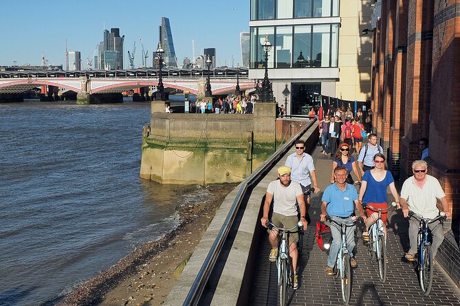 London Sunset Bike Tour - From Lambeth Towers to Tower Bridge: Your First Big Photo Moments