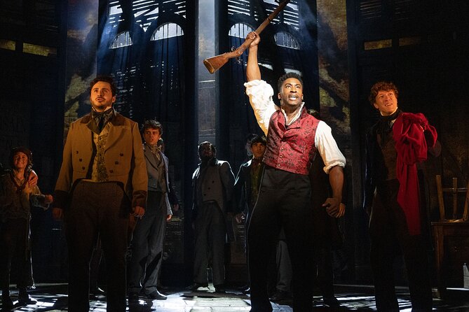London Theatre: Les Miserables - Effects, pacing, and age fit: smoke, gunfire, and flashing lights