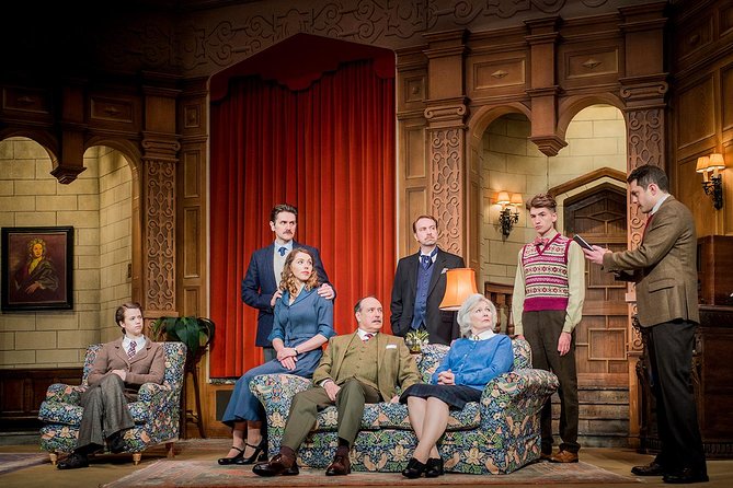 London Theatre: The Mousetrap - Inside the theatre: sightlines, crowding, and comfort reality