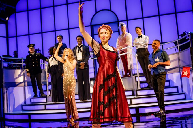 London Theatre: Titanique - Who should book TITANIQUE, and who should think twice