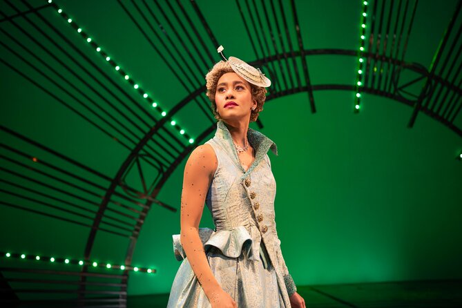London Theatre: Wicked the Musical - Refreshments, Merchandise, and What the Theatre Is Like Beyond the Show