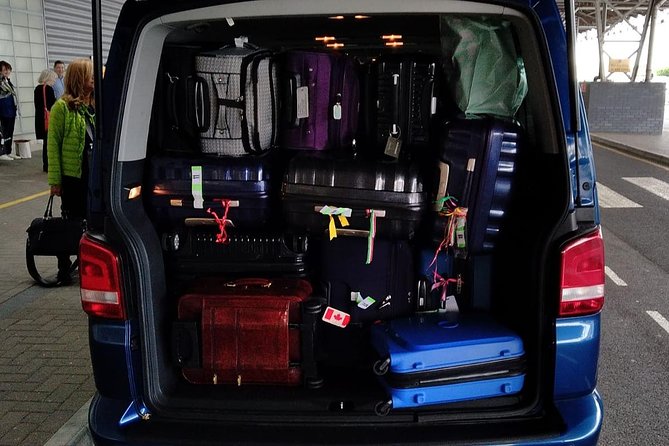 London to Southampton Cruise Terminals Private Minivan Transfer - Arriving in Southampton, Drop-Off at Port and Hotels