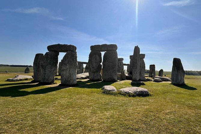 London to Southampton Via Stonehenge One-Way Private Transfer - London to Southampton Via Stonehenge, what this transfer gets right
