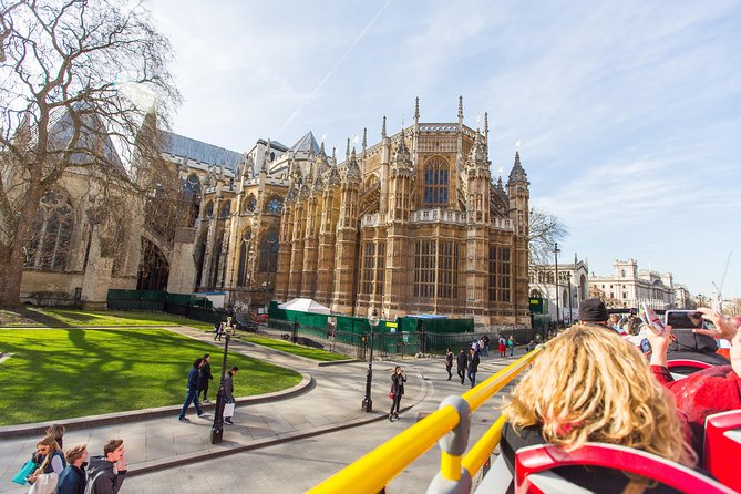 London Tootbus Hop on Hop off Bus Tour and Thames River Cruise - Buses, seats, audio, and the app reality check
