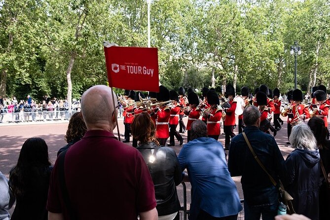 London Tour: Changing of the Guard, Westminster Abbey & Tower - Changing of the Guard With the Best Placement (and When It Switches)