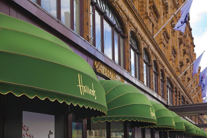 London Vintage Bus Tour with Cream Tea at Harrods - How valuable is this at about $137.04?