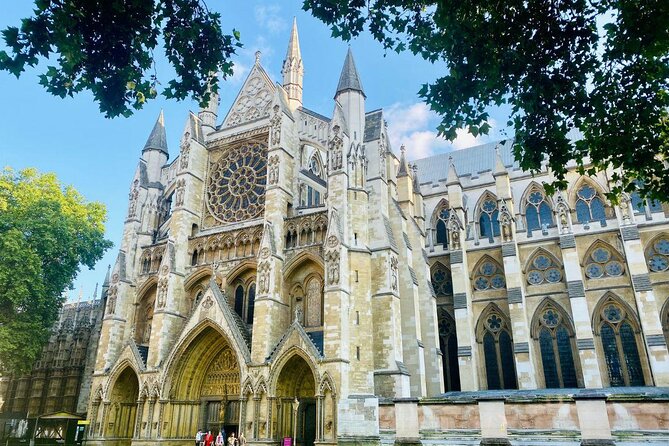 London: Westminster Abbey, Big Ben & Changing of the Guards Tour - Downing Street Exterior: Number 10, the Black Door, and the Real Angle