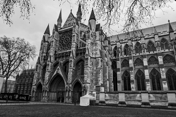 LONDON Westminster Private Walking Tour fully flexible - Pick-and-Mix Add-Ons: Tower, Chinatown, Covent Garden, Piccadilly, and Markets