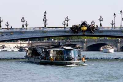 Luxury Paris Day Trip from London with Seine River Lunch Cruise