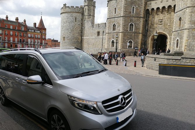 Luxury Private Day Hire London-London Stopover at Windsor & Hampton Court Palace - The 1:10pm transfer to Hampton Court, and your fresh second act