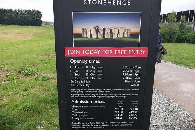 Luxury Private Vehicle Day Hire from & to London via Stonehenge Lacock and Bath - Who this private London day is best for