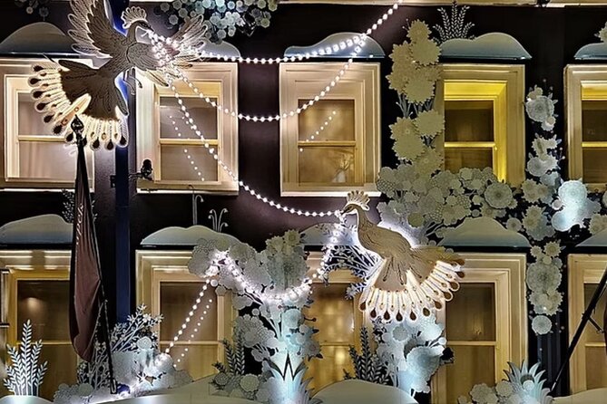 Magical London Christmas Lights Walking Tour with a Londoner - Why Christmas lights look better when you walk
