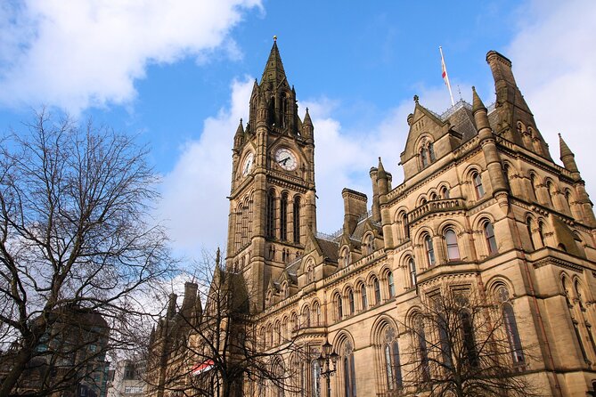 Manchester Scavenger Hunt and Highlights Self-Guided Tour - What You Learn: Blurblike City Background, Legends, and Context