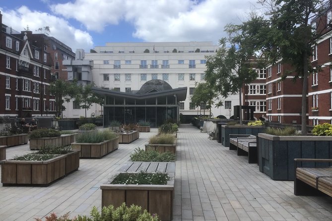 Mayfair and Belgravia Private Walking Tour - Wellington, Brown’s hotel area, and the Royal Institution for science fans