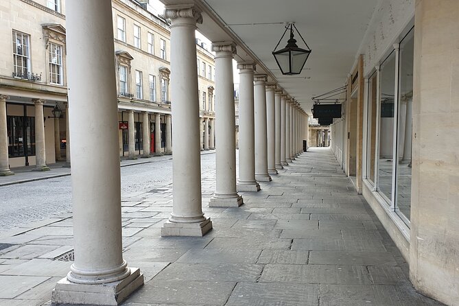 Medieval Bath: A Self-Guided Audio Tour along the City Wall - Bath Abbey: an inside stop where you may need an extra ticket