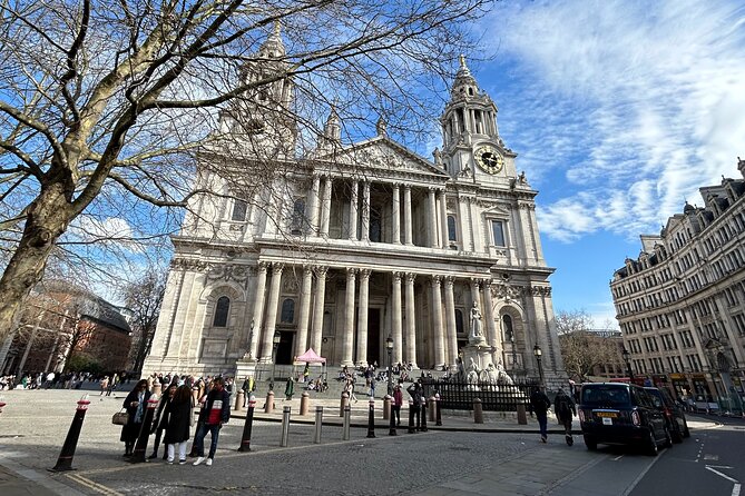 Medieval London Walking Tour Oxford PhD Historian Guide - Price and time, does $122.18 feel fair?