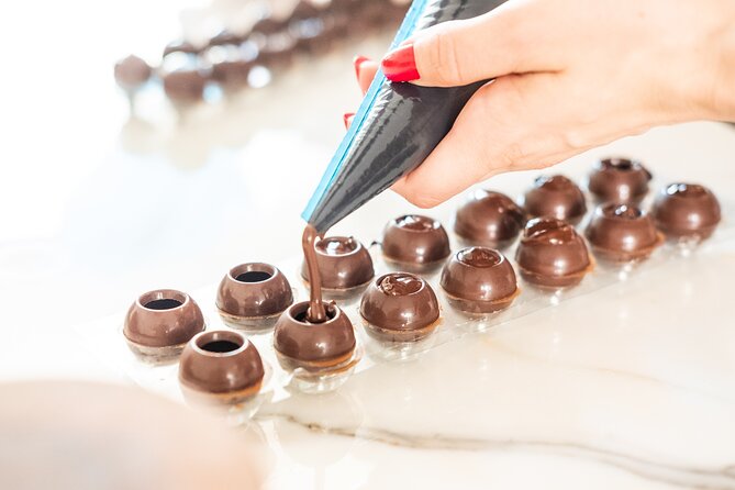 Melt's Amazing Bonbons making in Notting Hill - The two-hour rhythm at 59 Ledbury Road, W11 2AA