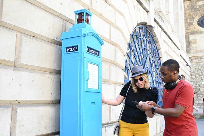 Mission SUNSCREEN by Glitch Hunters - The Monument to the Great Fire of London: turning a landmark into answers