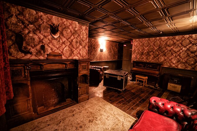 moviESCAPE Stockport Haunted House II Demon's Curse Escape Room - What’s Included: Email Photo and Free Lockers