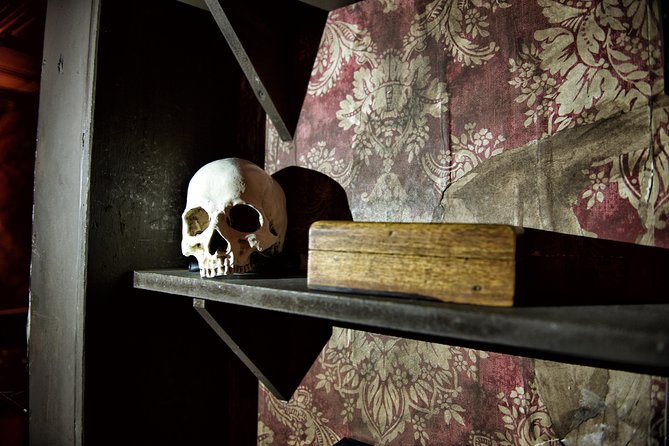 moviESCAPE Stockport SAWtopsy horror themed escape room game - Key things to know before you book SAWtopsy
