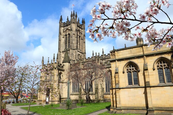 Murder Detective Self-Guided Tour in Manchester - A detective walk from Cathedral to the Science Museum