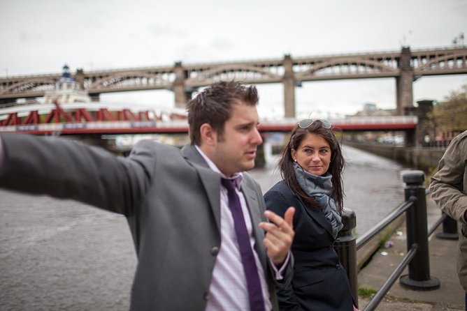 Newcastle: History and Highlights Private Guided Walking Tour - A guided route that links Newcastle and Gateshead in one smart loop