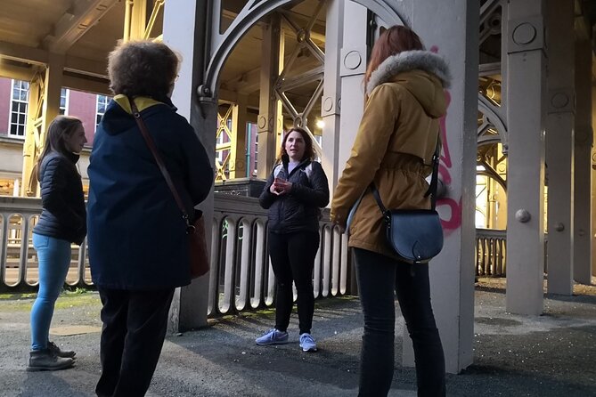 Newcastle True Crime Walking Tour - Newcastle Castle prison and the Long Stairs to the river