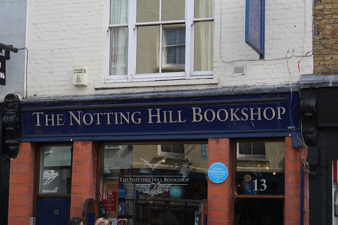 Notting Hill Tour - Stop 1: Portobello Road Market and the book-shop vibe