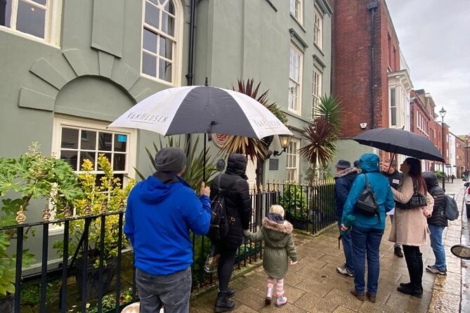 Old Portsmouth Historical Walking Tour - an infernal den of Diabolical Demons - Samuel’s delivery: humor plus solid context