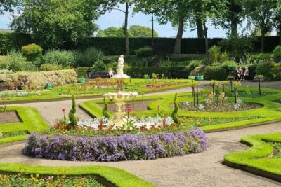 On the Origins of Charles Darwin: A Self-Guided Audio Tour of Shrewsbury