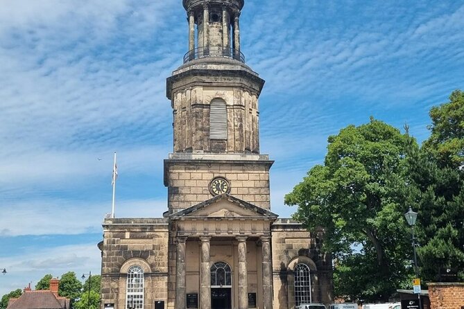On the Origins of Charles Darwin: A Self-Guided Audio Tour of Shrewsbury - Lion Inn and Tudor streets: where the world journey begins