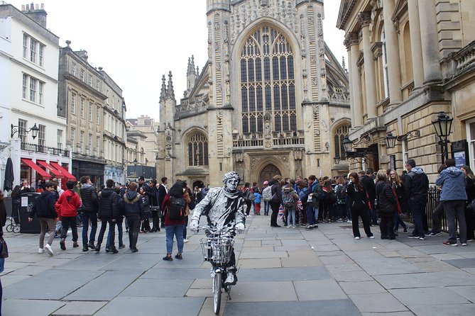 One Way or Round Trip Private Transfer: Heathrow Airport to Bath - Mobile ticket and the “only your group” advantage
