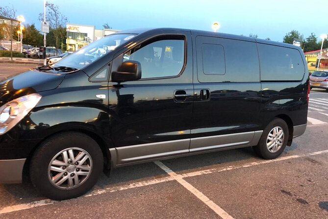 One Way Taxi Transfer from London City Airport to London City - Private ride comfort: what comes with the transfer