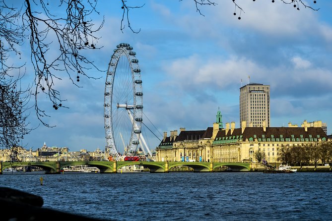 Oneway or Round Trip Private Transfer Heathrow or London to Dover - Heathrow Arrival Hall Meet-and-Greet, With Less Guesswork