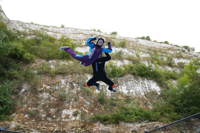 Outdoor Wind Tunnel Skydiving Experience in Kent - Stepping Into the Aerodium, What Your One-on-One Flight Feels Like